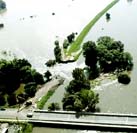Wenn Deiche brechen...- Hochwasser 2002 bei Magdeburg